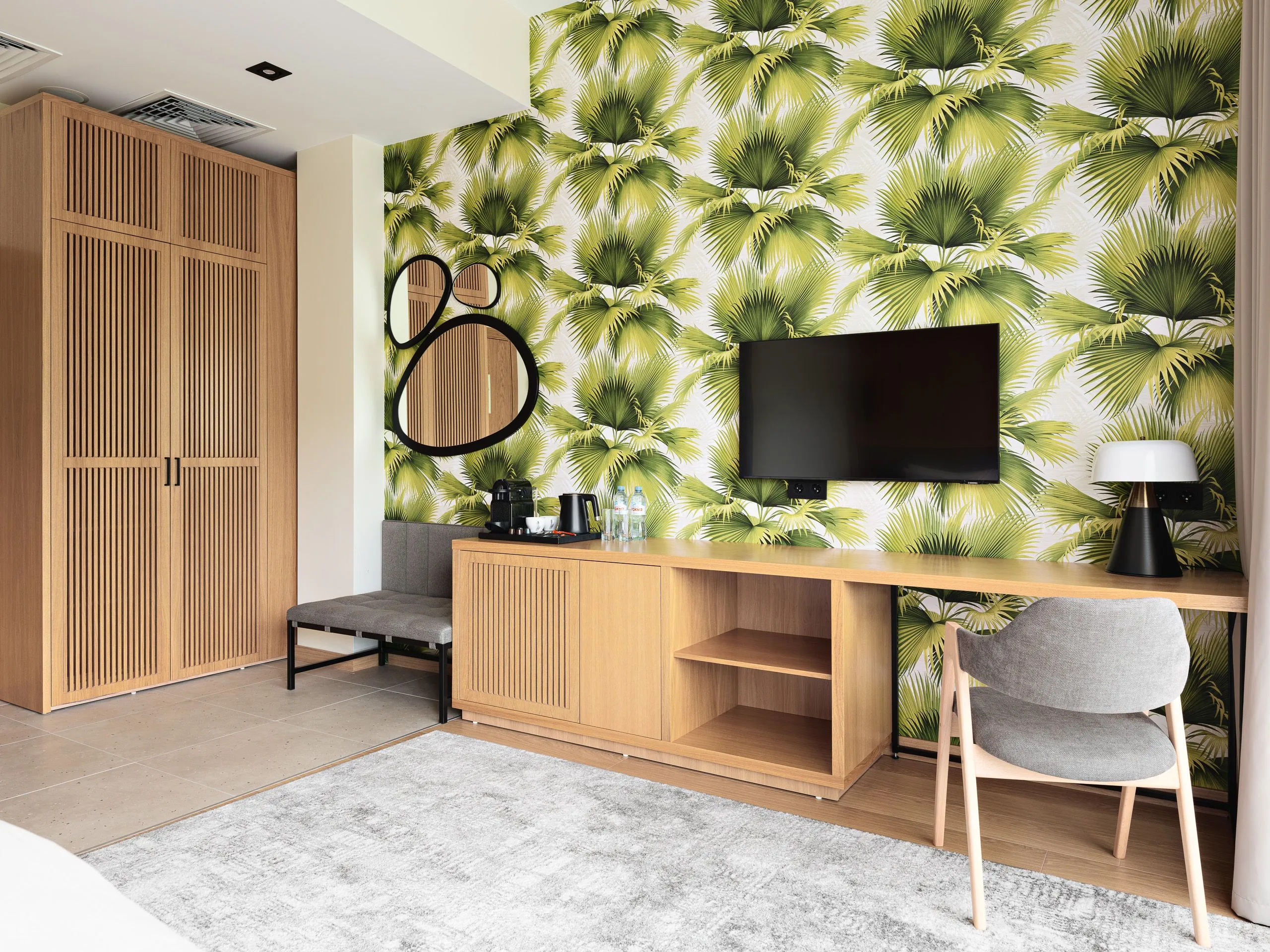 Что входит в стоимость: грязи, ванны и аппаратные процедуры